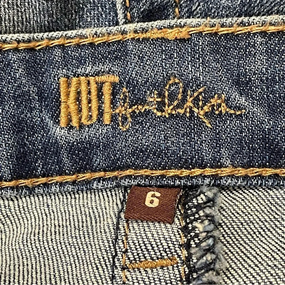 KUT FROM THE KLOTH Stevie Straight Leg Jeans in Medium Base Wash - Picture 6 of 9